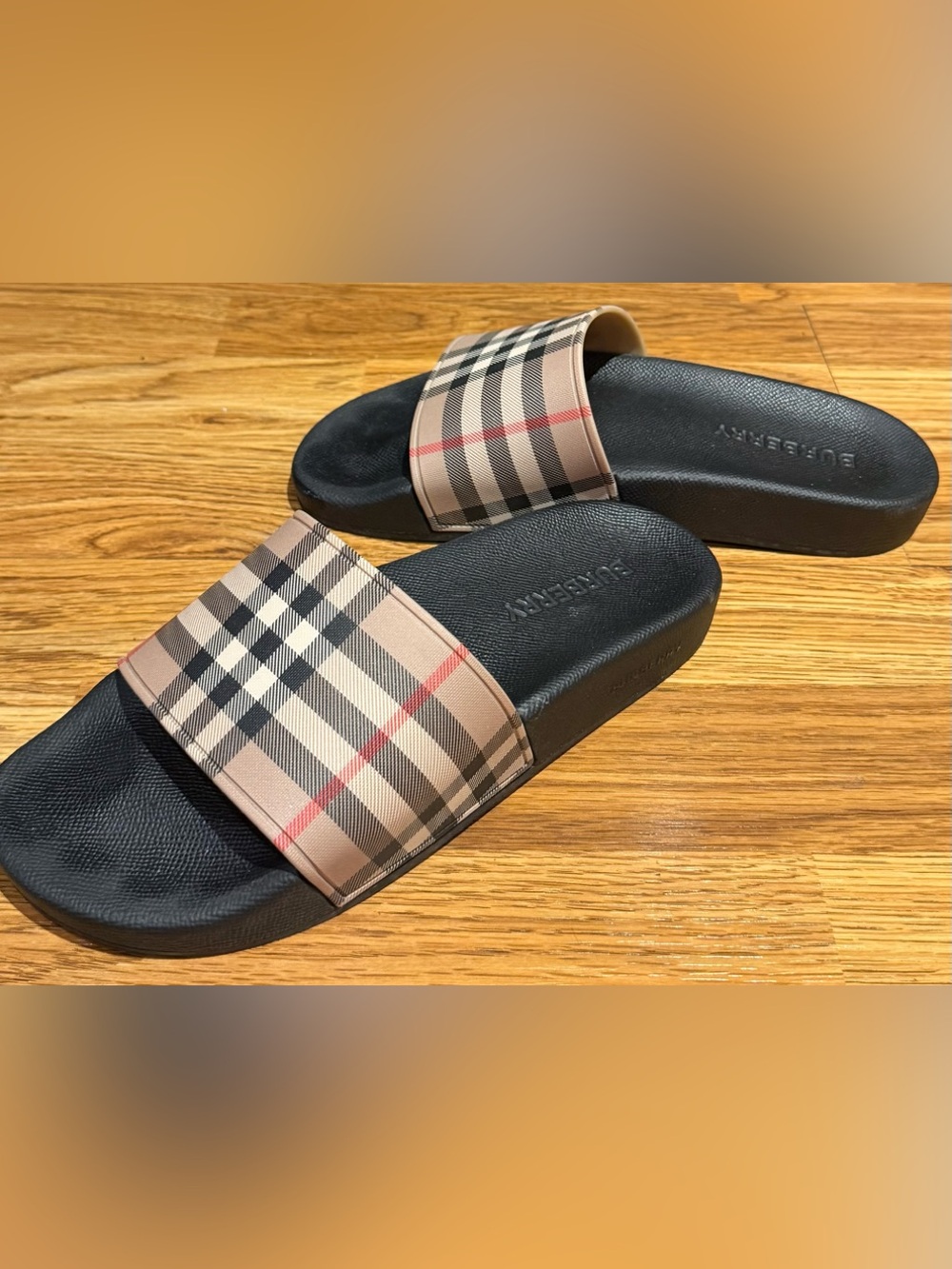 Burberry Furley Nova Check Slides  Sandals Women’s Size Eur 37/US 7 - Picture 2 of 10